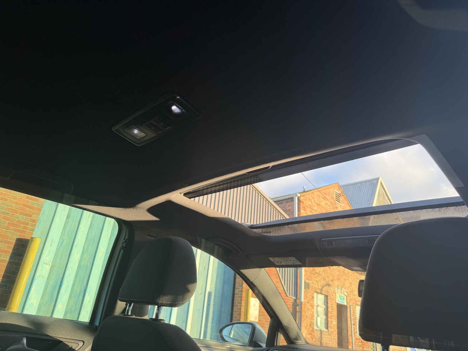 Used Volkswagen Golf 2016 for sale - 76893170: Photo 25