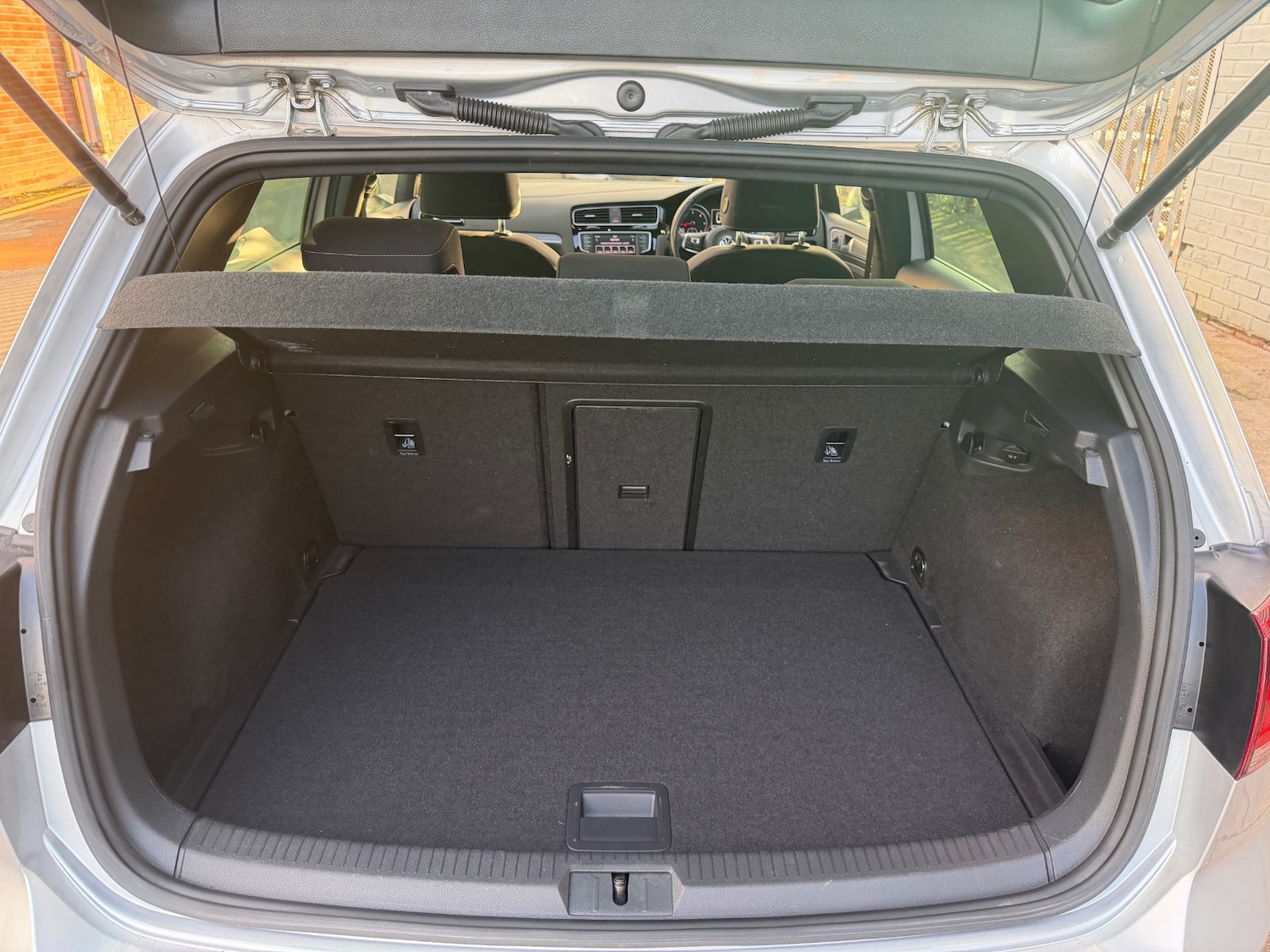 Used Volkswagen Golf 2016 for sale - 76893170: Photo 31