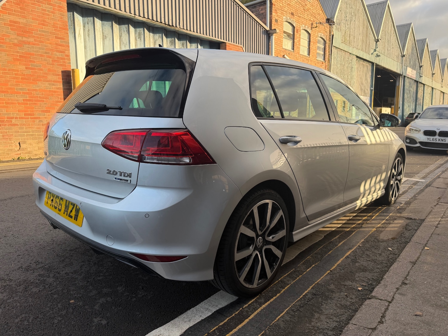 Used Volkswagen Golf 2016 for sale - 76893170: Photo 4