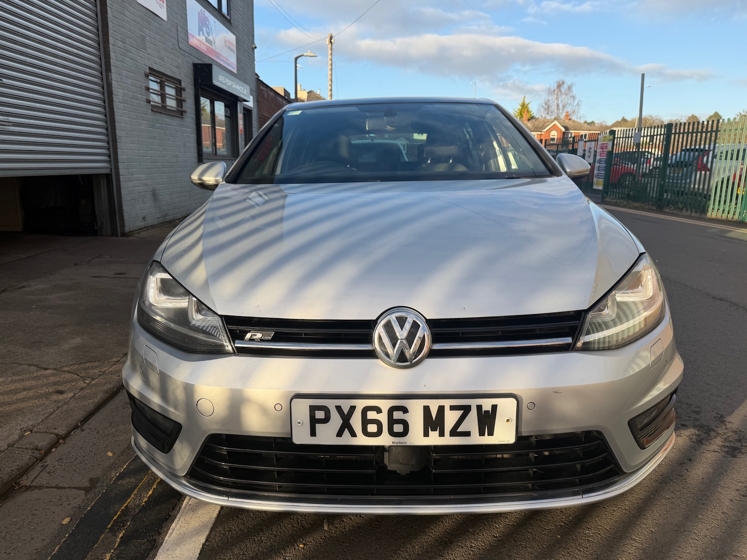 Used Volkswagen Golf 2016 for sale - 76893170: Photo 8