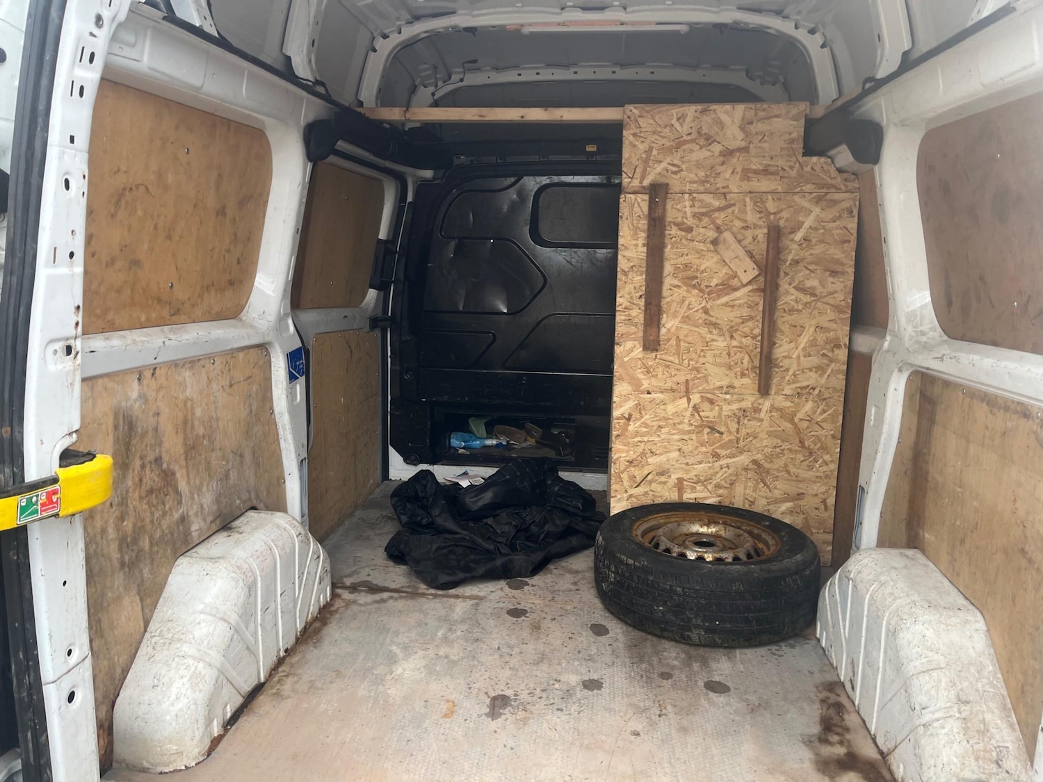 Used Ford Transit Custom 2015 for sale - 77631313: Photo 12