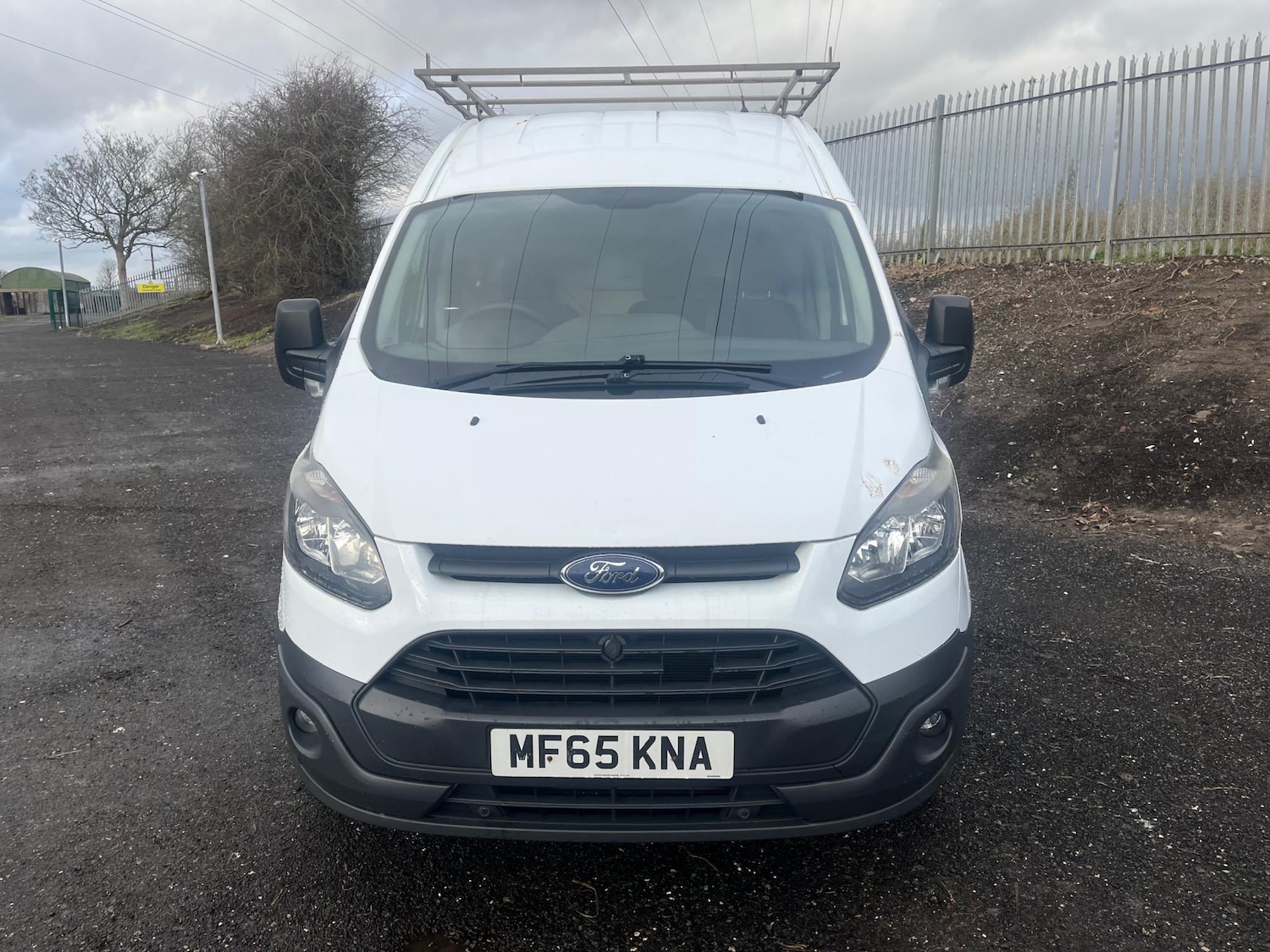 Used Ford Transit Custom 2015 for sale - 77631313: Photo 2