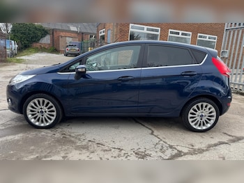 Used Ford Fiesta 2011 for sale - 78025356: Photo