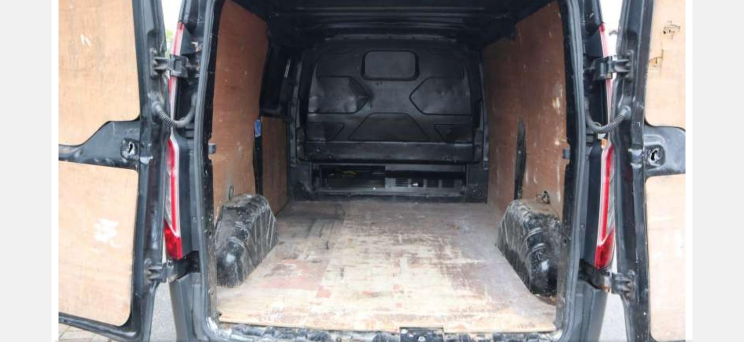 Used Ford Transit Custom 2013 for sale - 76391800: Photo 2