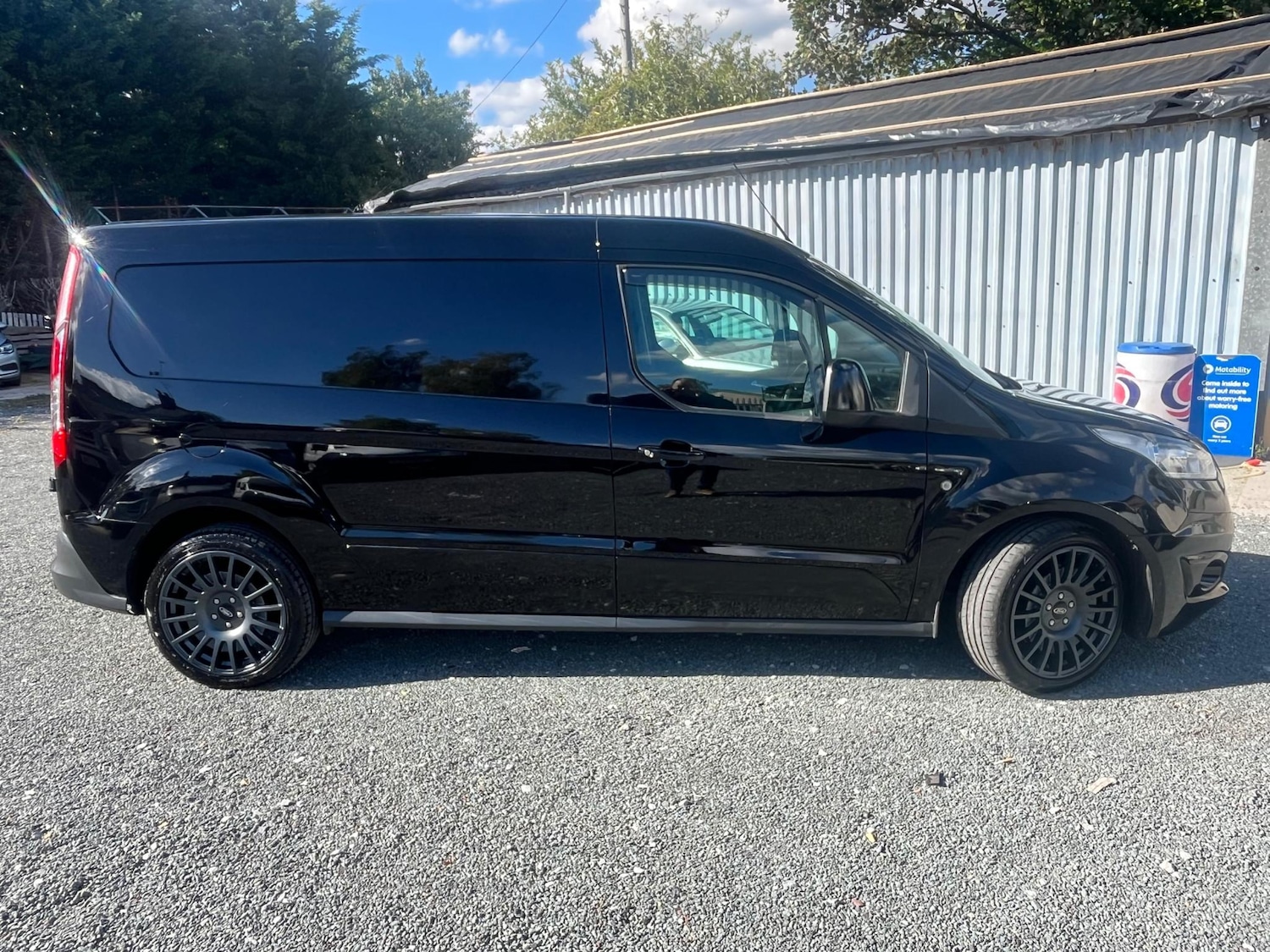 Used Ford Transit Connect 2017 for sale - 76391793: Photo 8