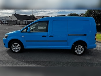 Used Volkswagen Caddy 2015 for sale - 79098207: Photo