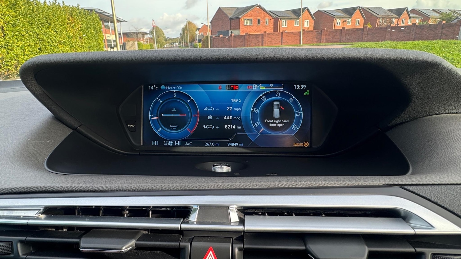 Used Citroen C4 Picasso 2015 for sale - 76391802: Photo 15