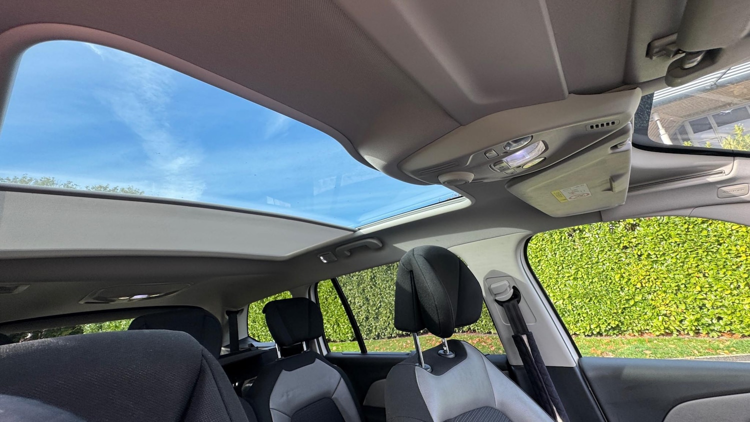 Used Citroen C4 Picasso 2015 for sale - 76391802: Photo 17