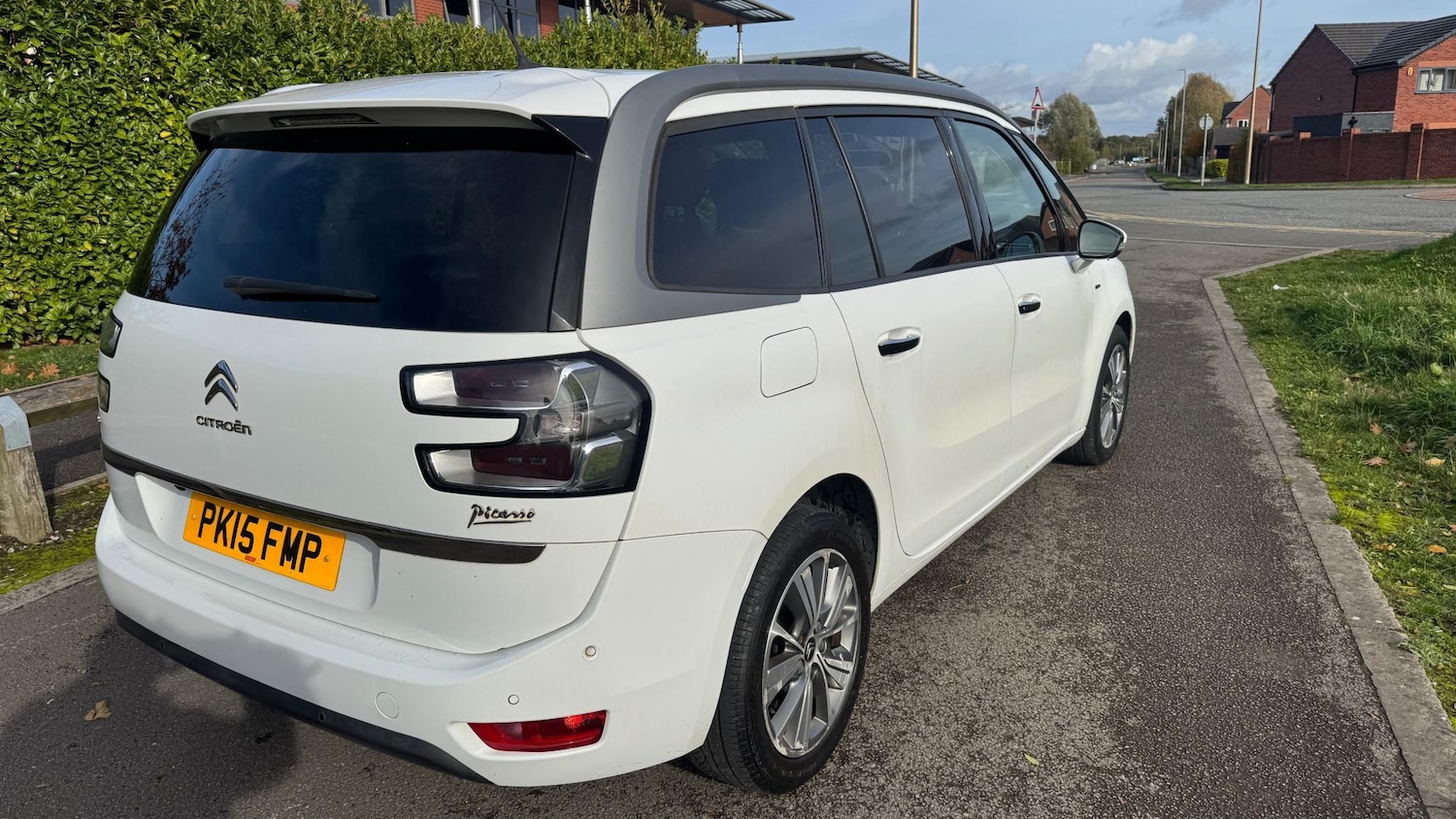 Used Citroen C4 Picasso 2015 for sale - 76391802: Photo 6