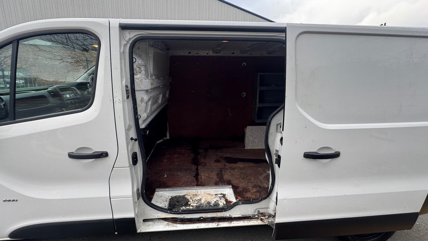 Used Vauxhall Vivaro 2017 for sale - 76723970: Photo 11