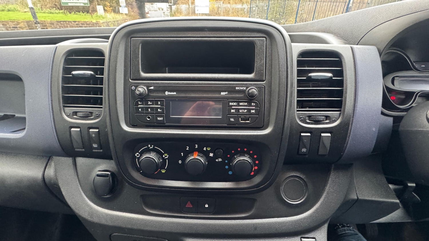 Used Vauxhall Vivaro 2017 for sale - 76723970: Photo 15