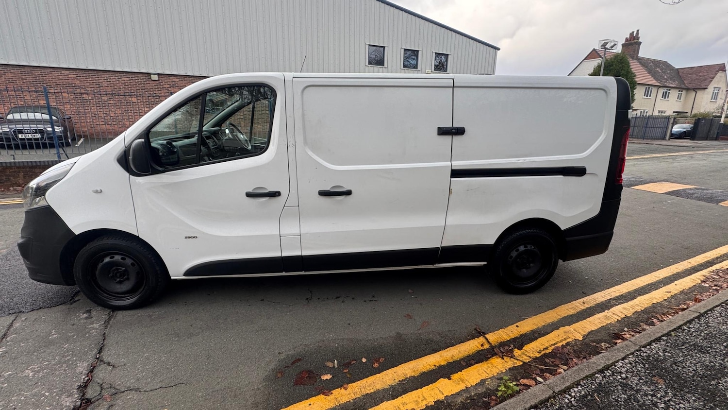 Used Vauxhall Vivaro 2017 for sale - 76723970: Photo 4