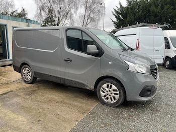 Used Renault Trafic 2018 for sale - 77118063: Photo