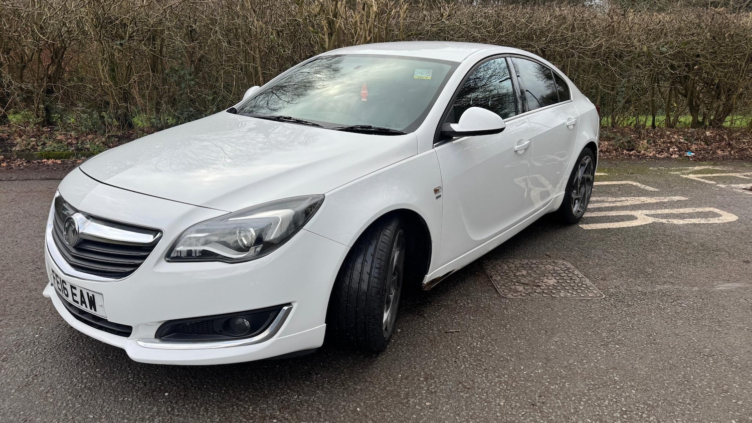 Used Vauxhall Insignia 2016 for sale - 77319381: Photo 2