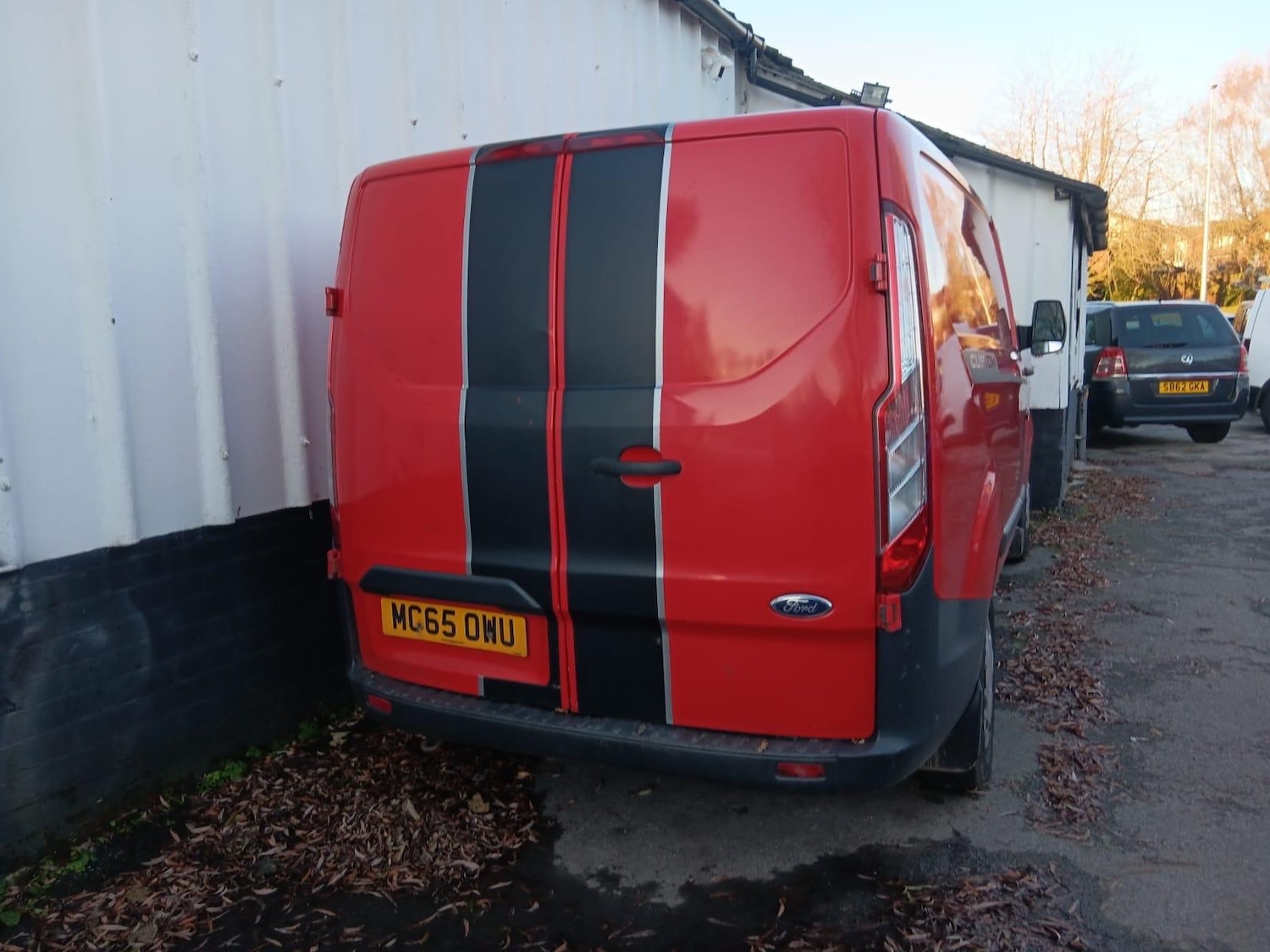 Used Ford Transit Custom 2015 for sale - 76634725: Photo 2