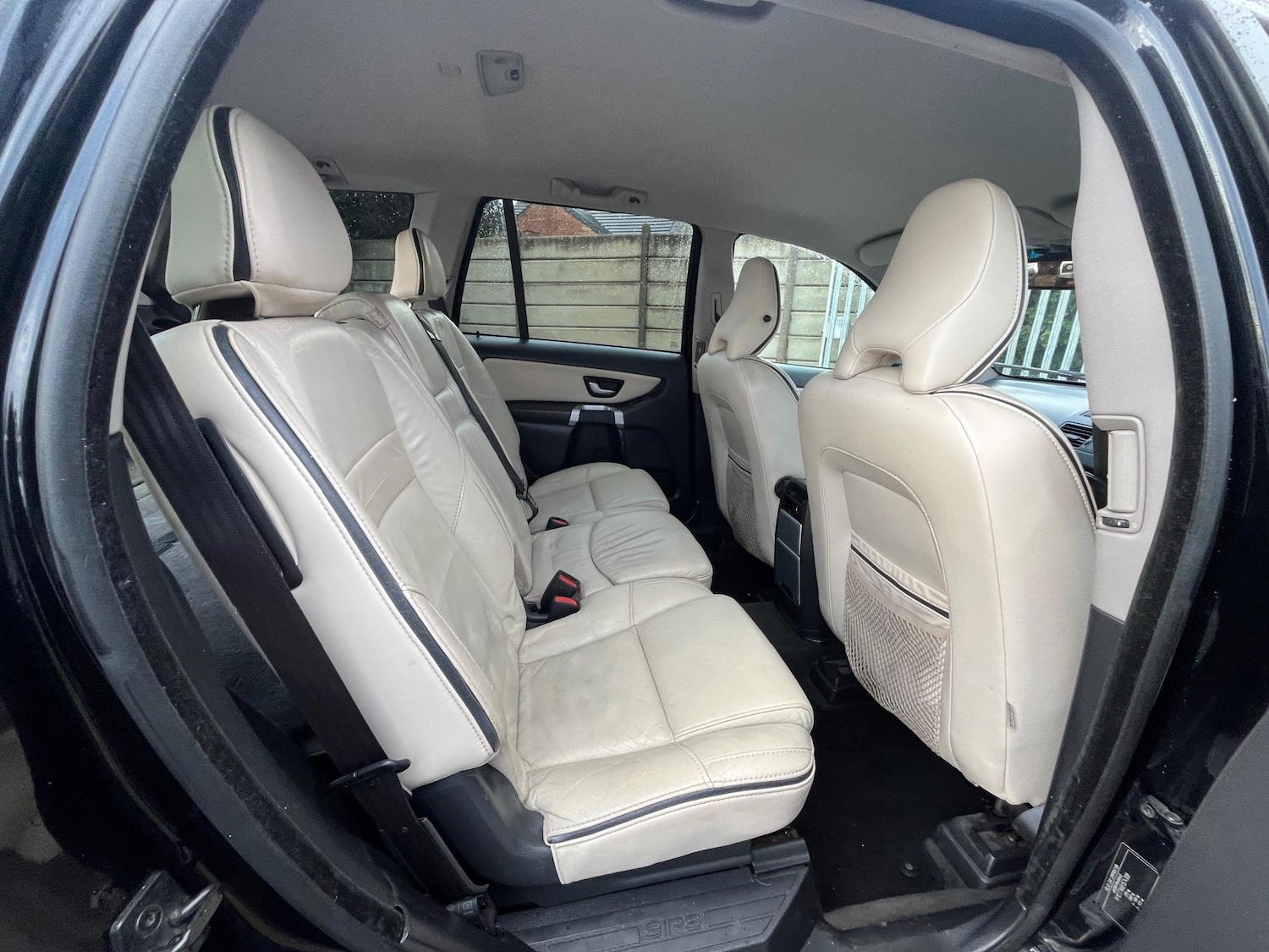 Used Volvo XC90 2010 for sale - 76750712: Photo 11