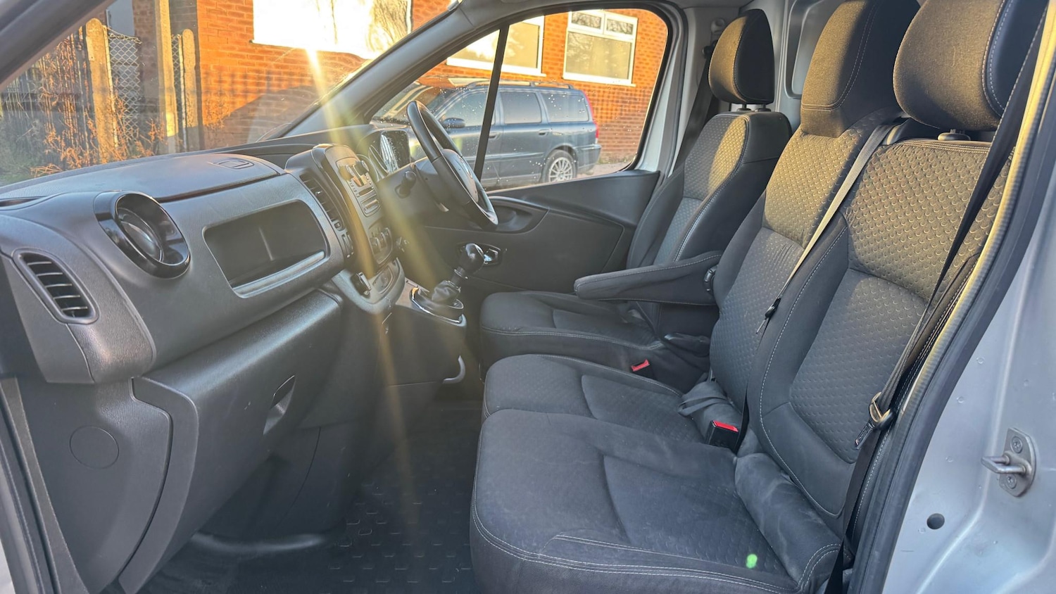 Used Vauxhall Vivaro 2017 for sale - 76711712: Photo 12