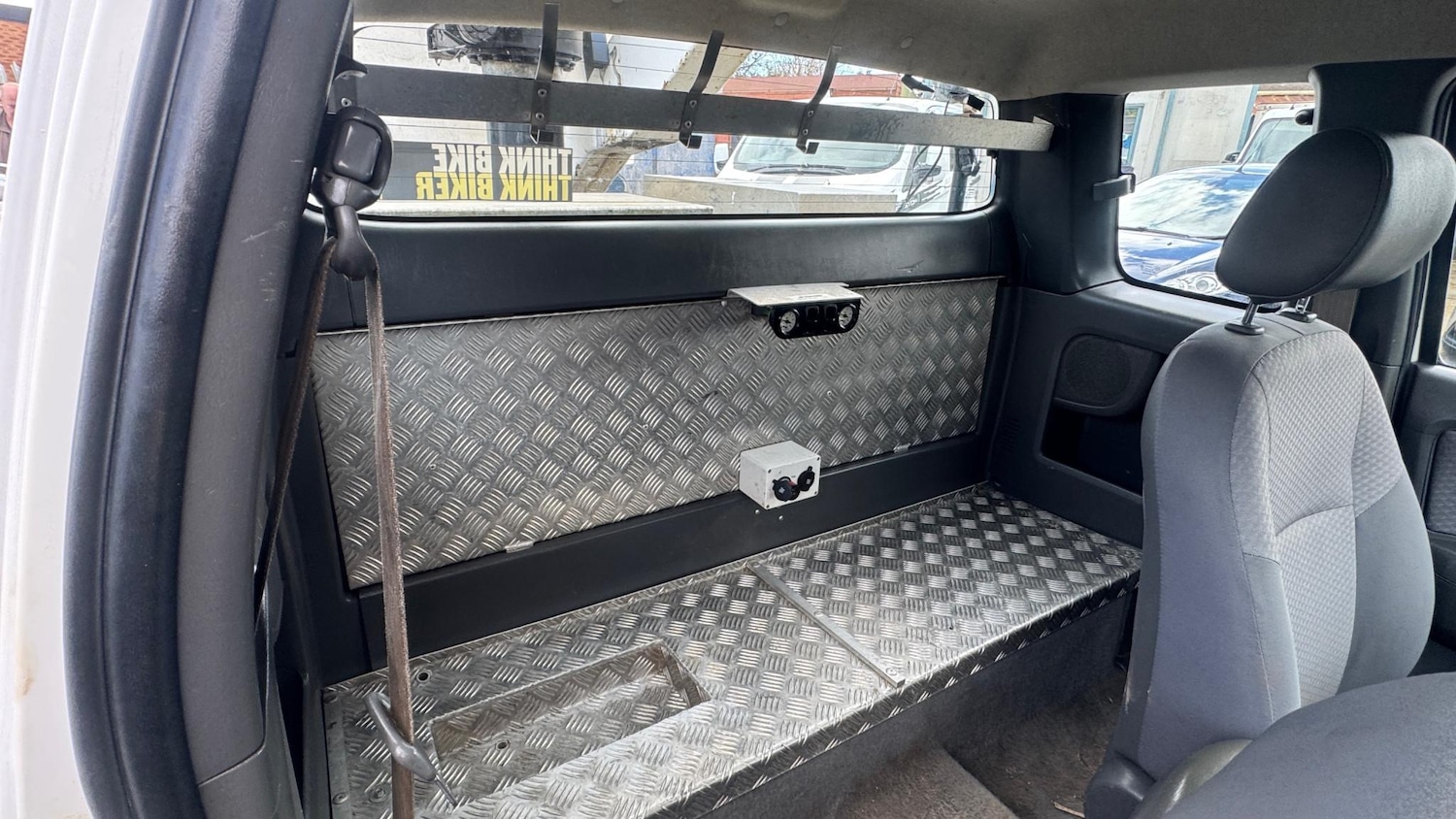 Used Toyota Hilux 2013 for sale - 78087590: Photo 12