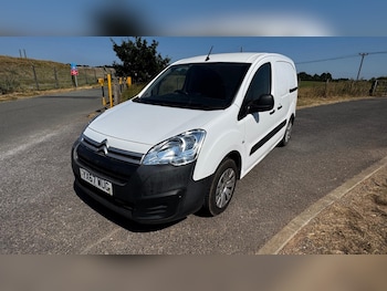 Used Citroen Berlingo 2017 for sale - 79304952: Photo