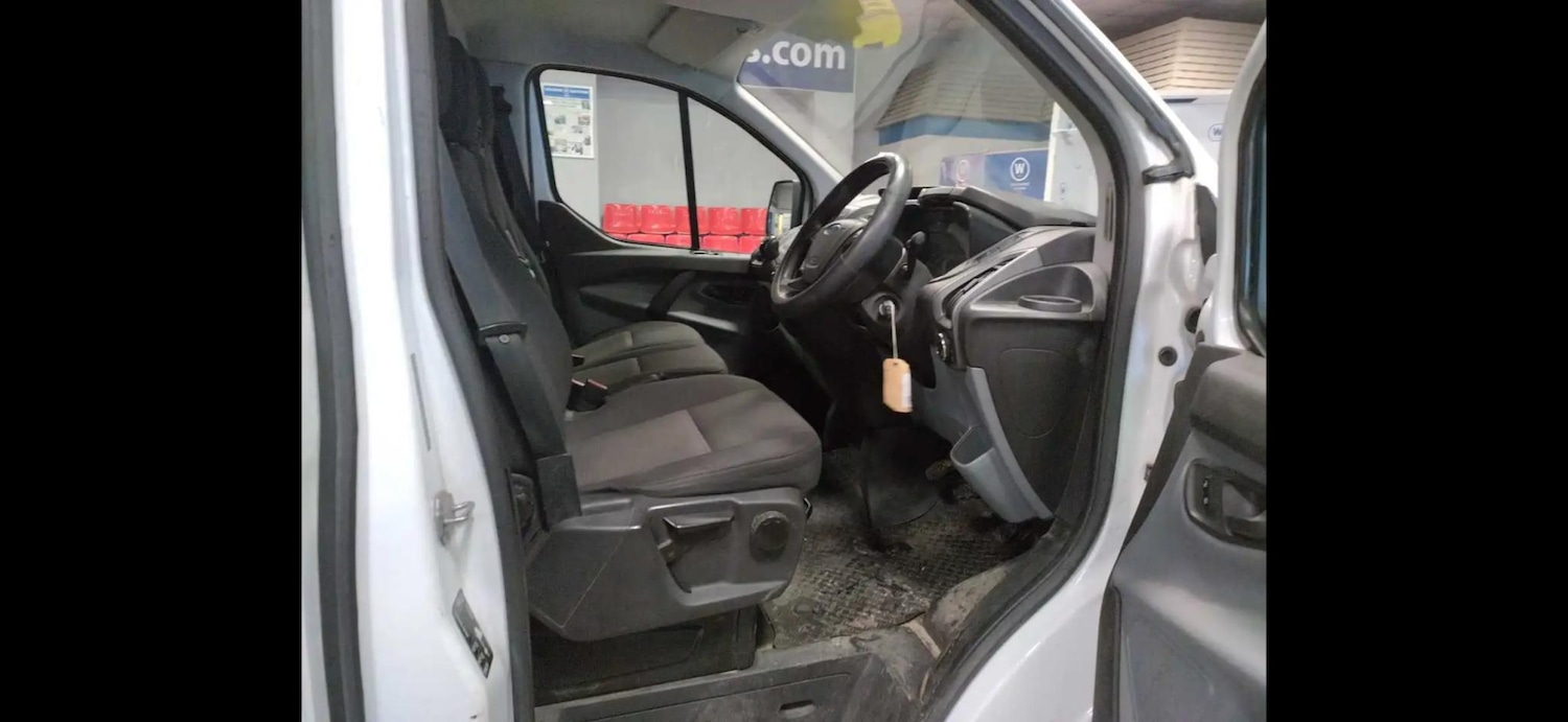 Used Ford Transit Custom 2015 for sale - 77152403: Photo 3