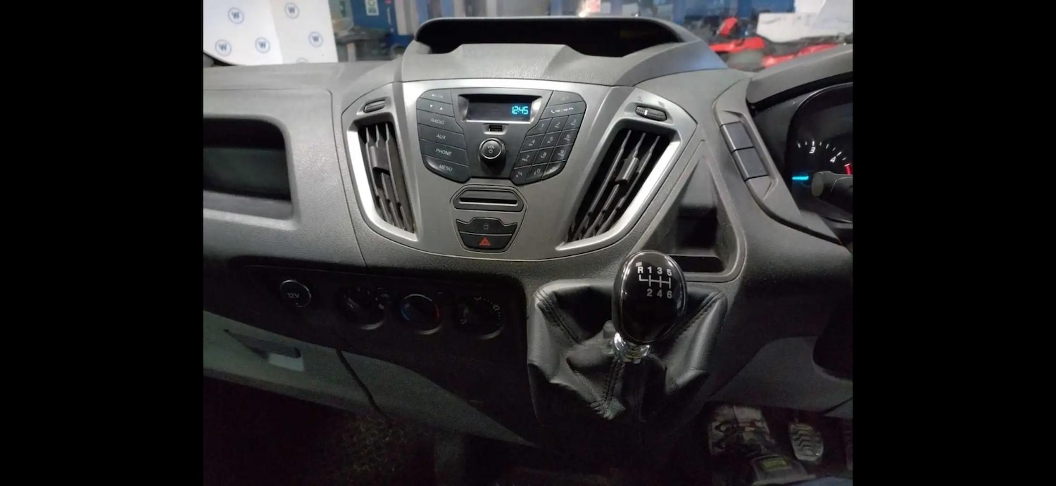 Used Ford Transit Custom 2015 for sale - 77152403: Photo 4