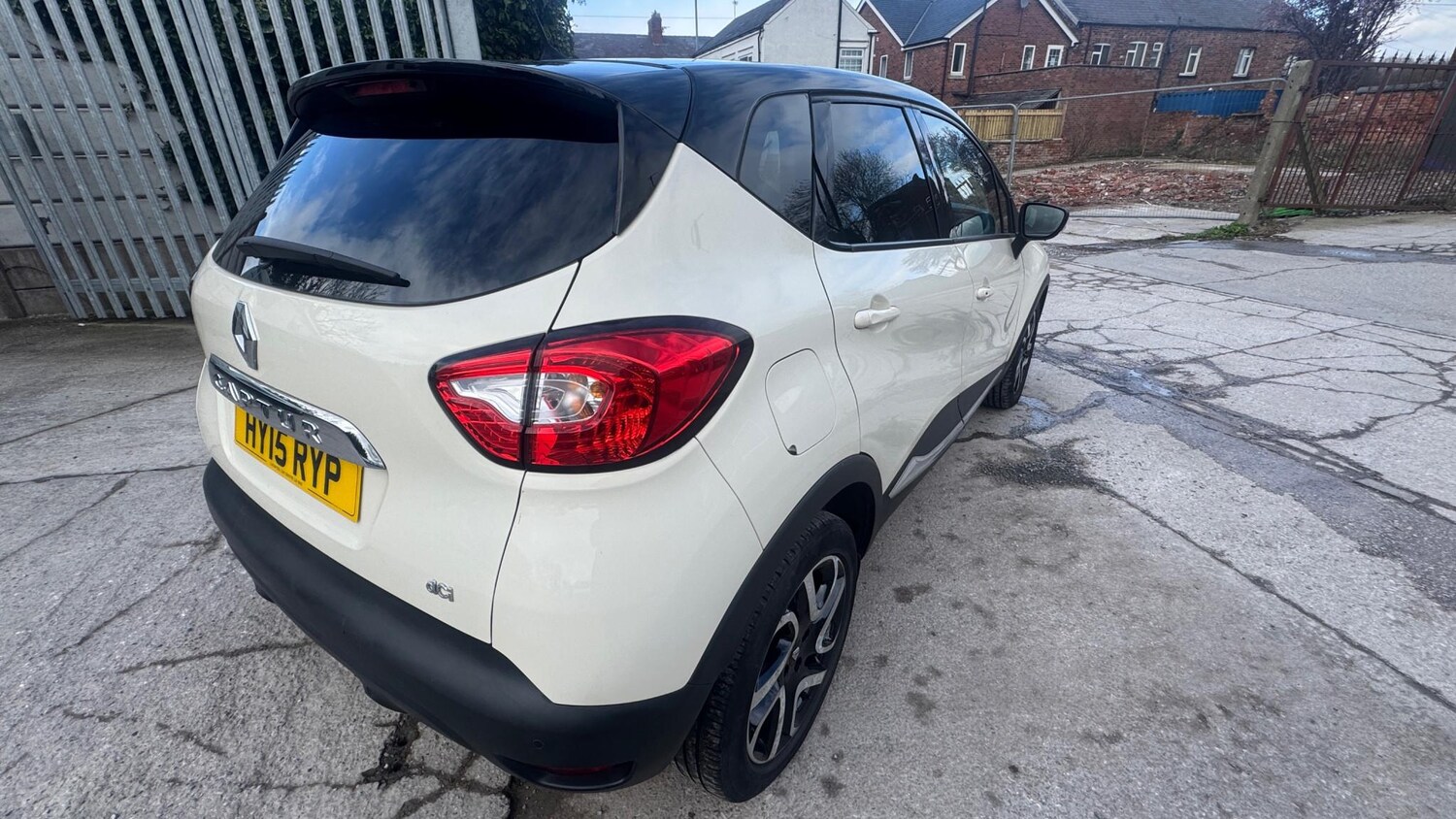 Used Renault Captur 2015 for sale - 78109895: Photo 6