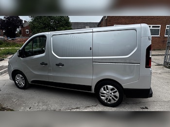 Used Renault Trafic 2015 for sale - 78701609: Photo