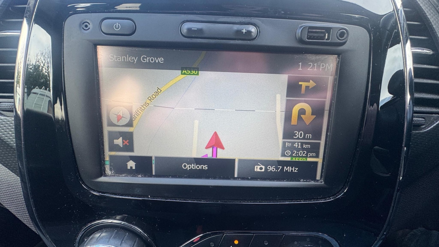 Used Renault Captur 2015 for sale - 77878602: Photo 16