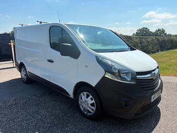 Used Vauxhall Vivaro 2017 for sale - 79196518: Photo