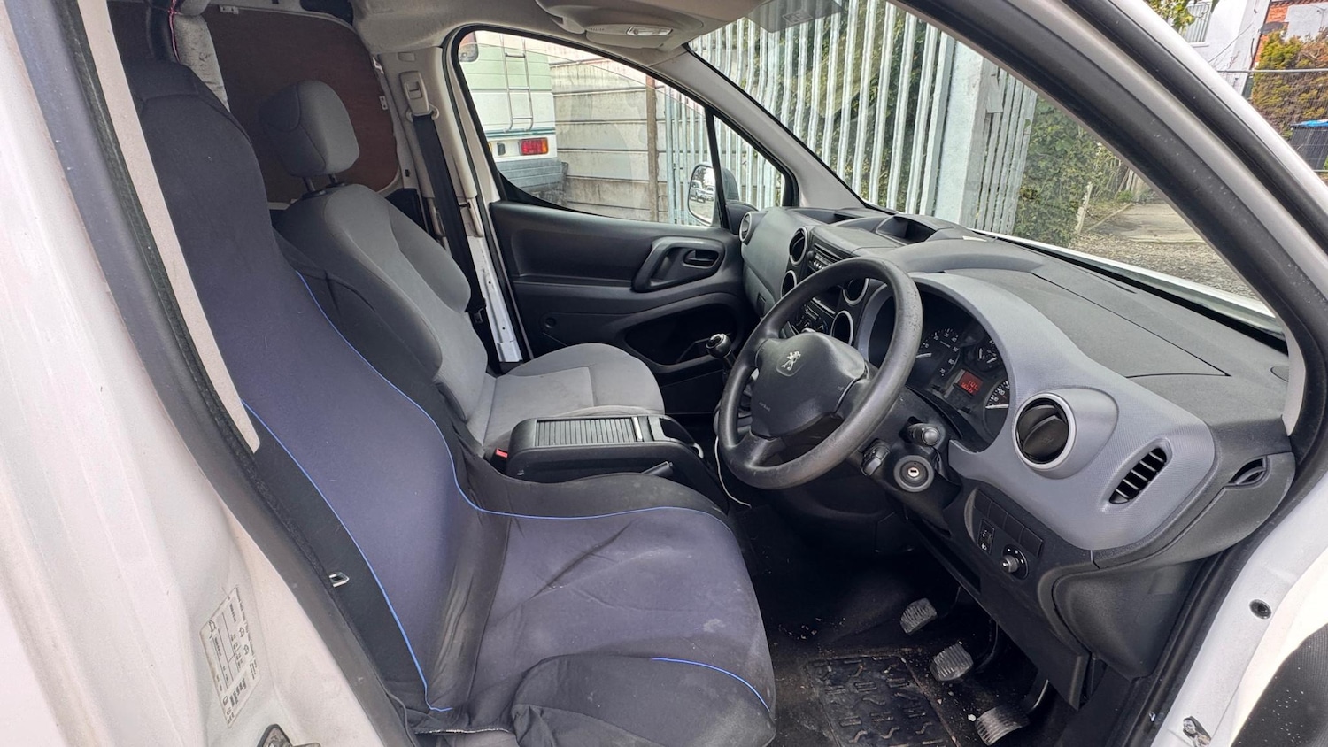 Used Peugeot Partner 2013 for sale - 78133949: Photo 10