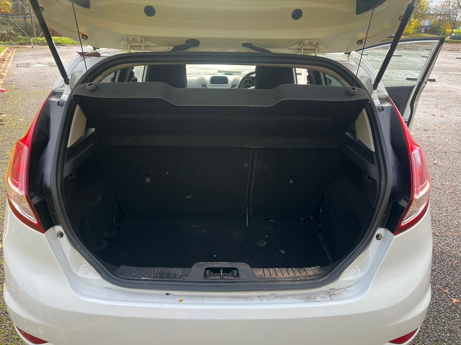 Used Ford Fiesta 2014 for sale - 76616687: Photo 8