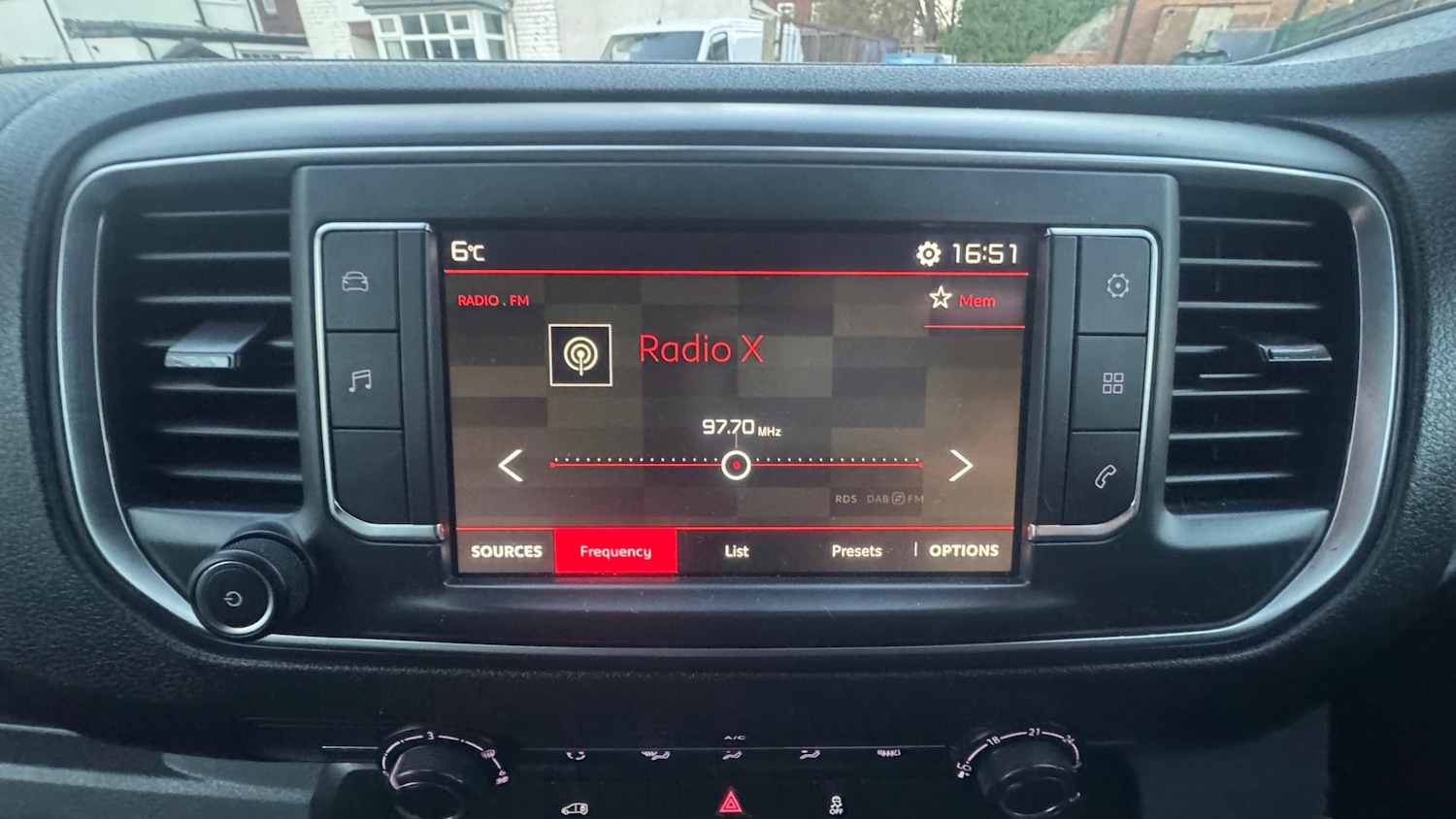 Used Citroen Dispatch 2018 for sale - 76416210: Photo 18