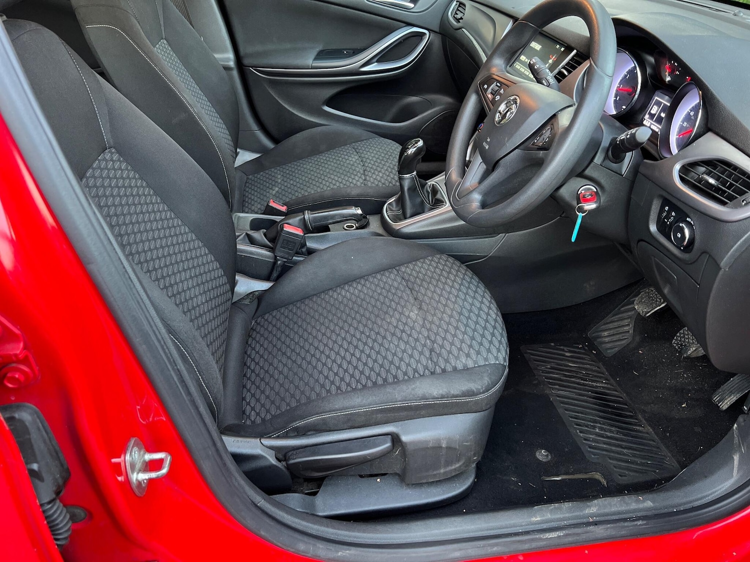 Used Vauxhall Astra 2016 for sale - 77120510: Photo 32