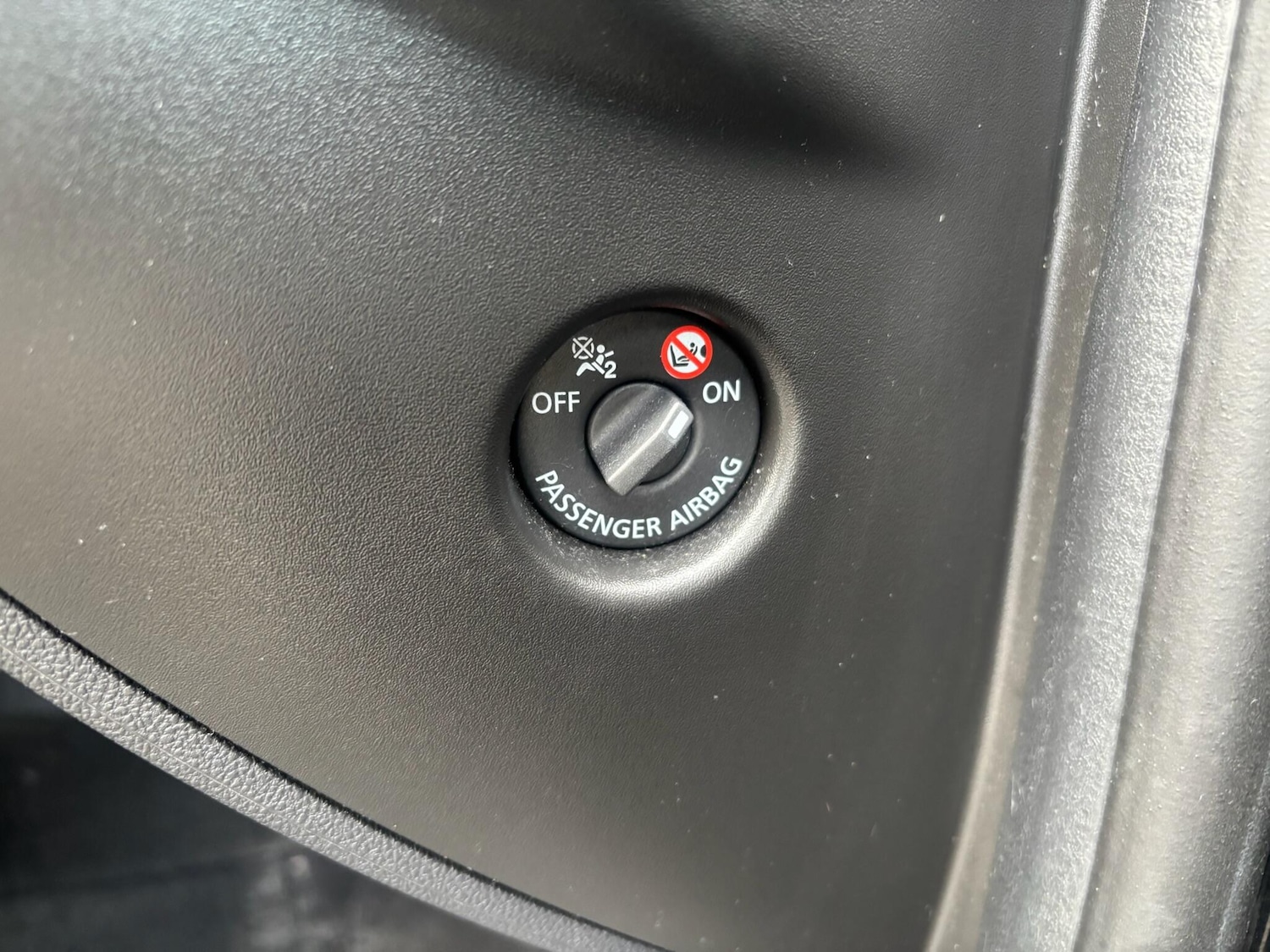 Used Renault Clio 2016 for sale - 77573724: Photo 21