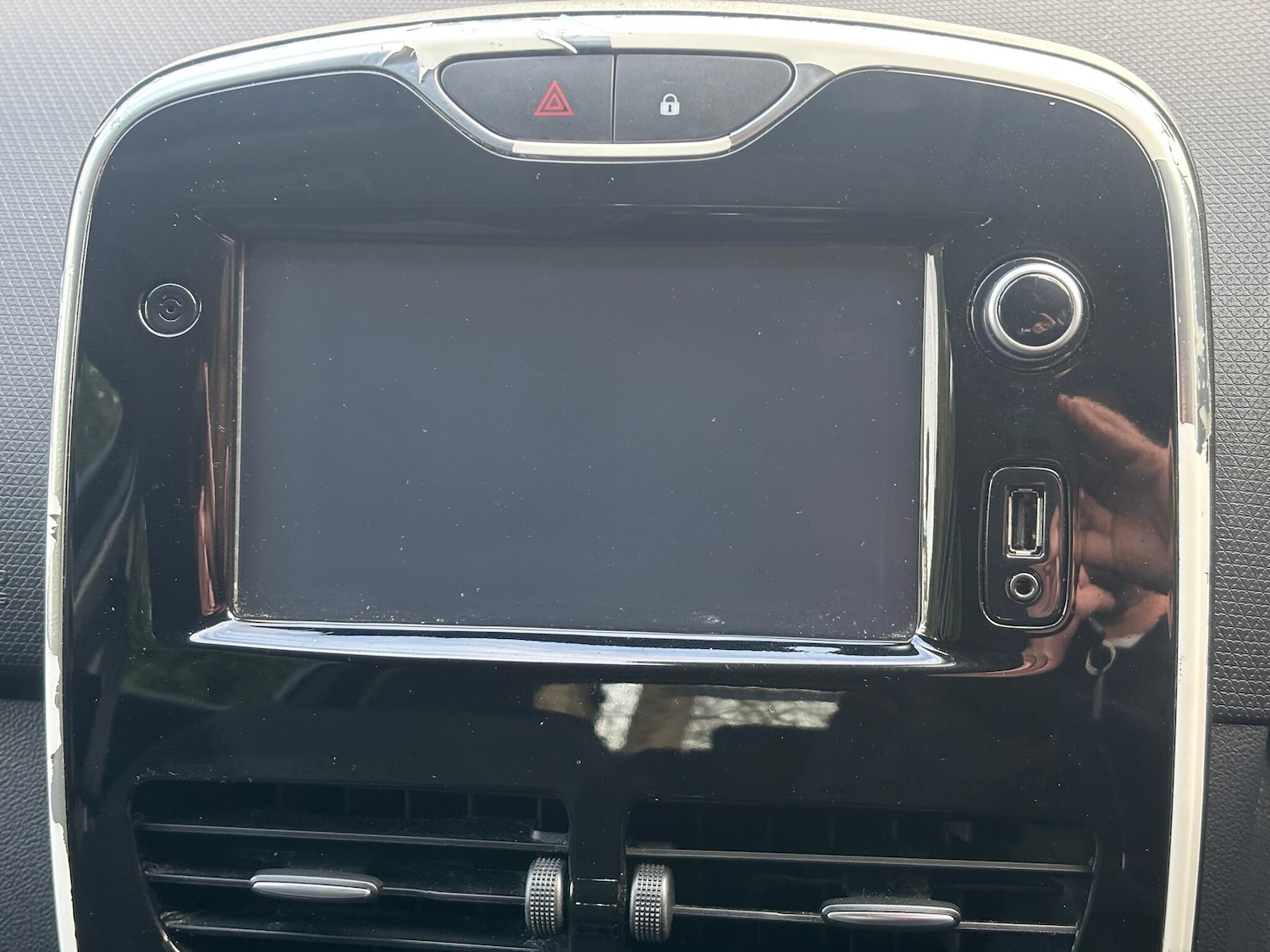 Used Renault Clio 2016 for sale - 77573724: Photo 28