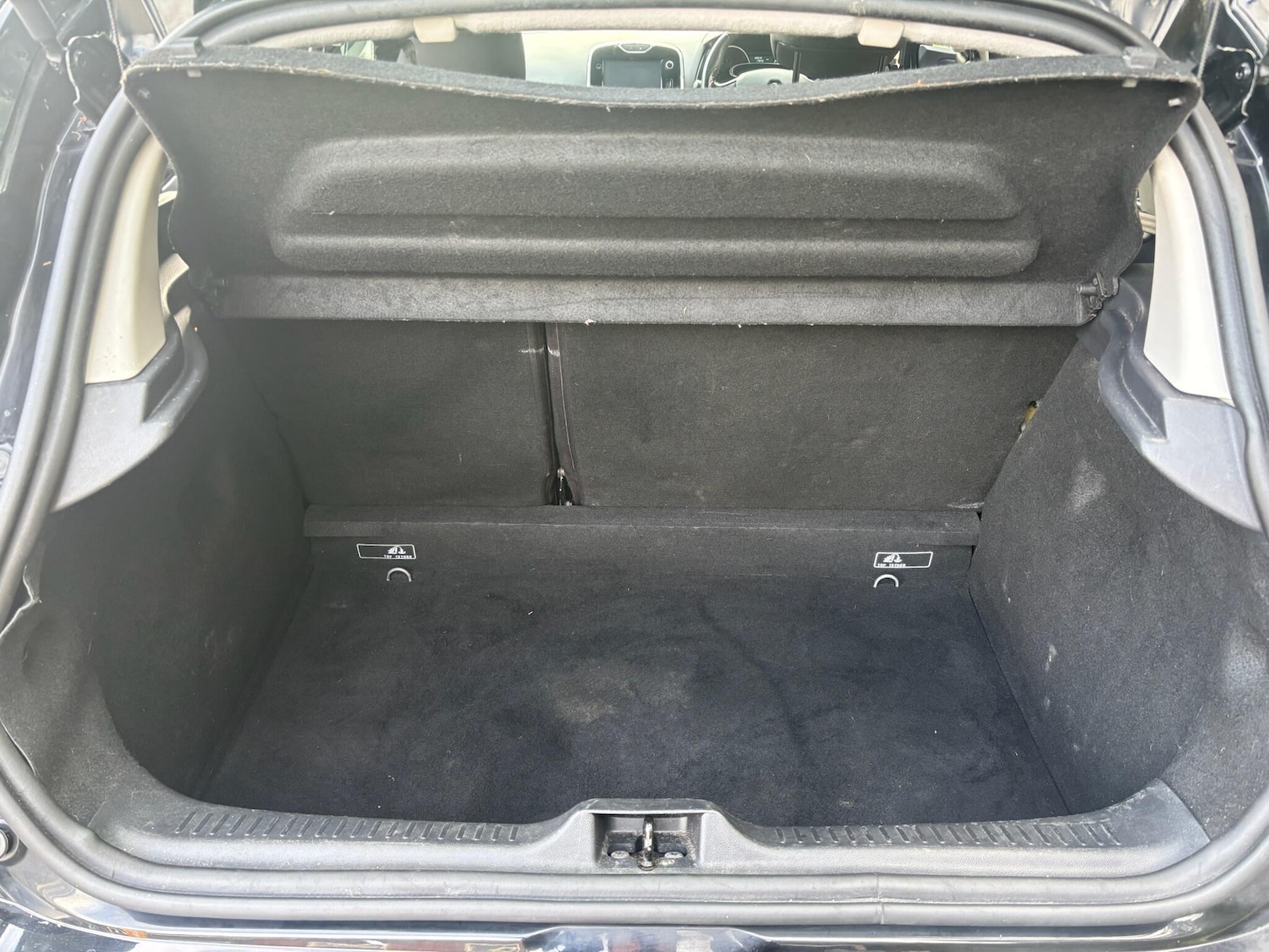 Used Renault Clio 2016 for sale - 77573724: Photo 31