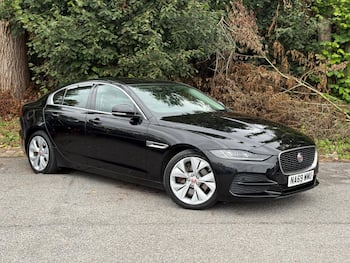 Used Jaguar XE 2019 for sale - 79820571: Photo