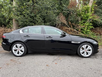 Used Jaguar XE 2019 for sale - 79820571: Photo