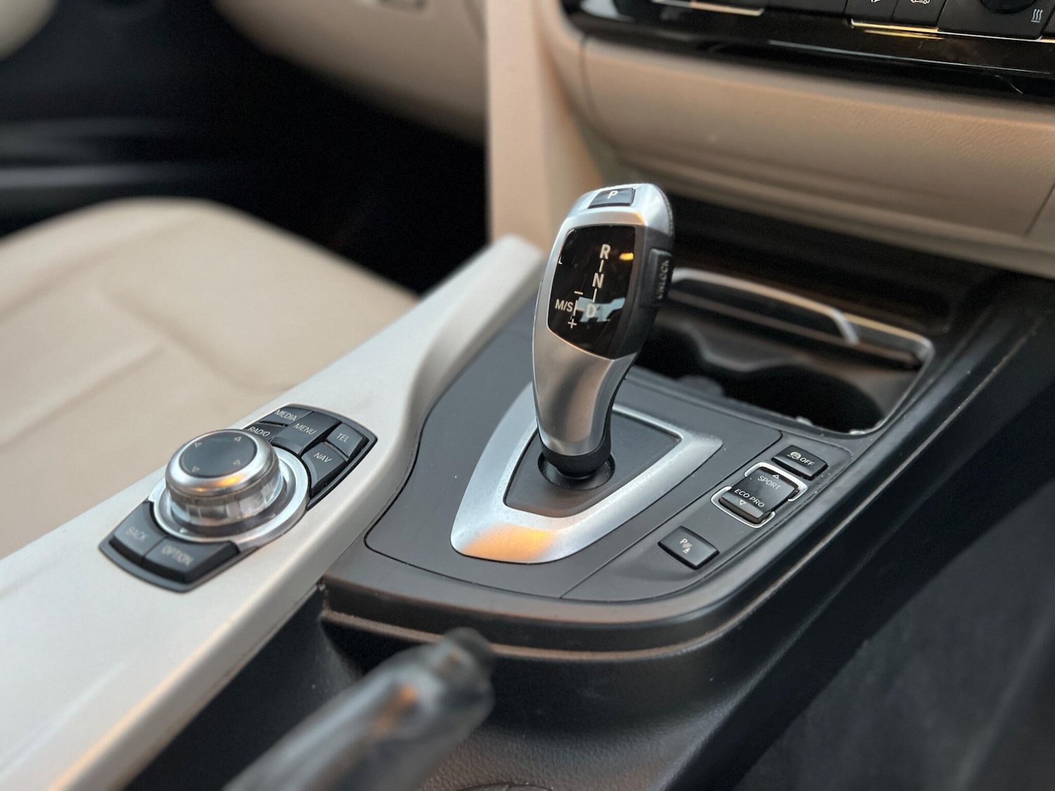 Used BMW 3 Series 2016 for sale - 77156507: Photo 32