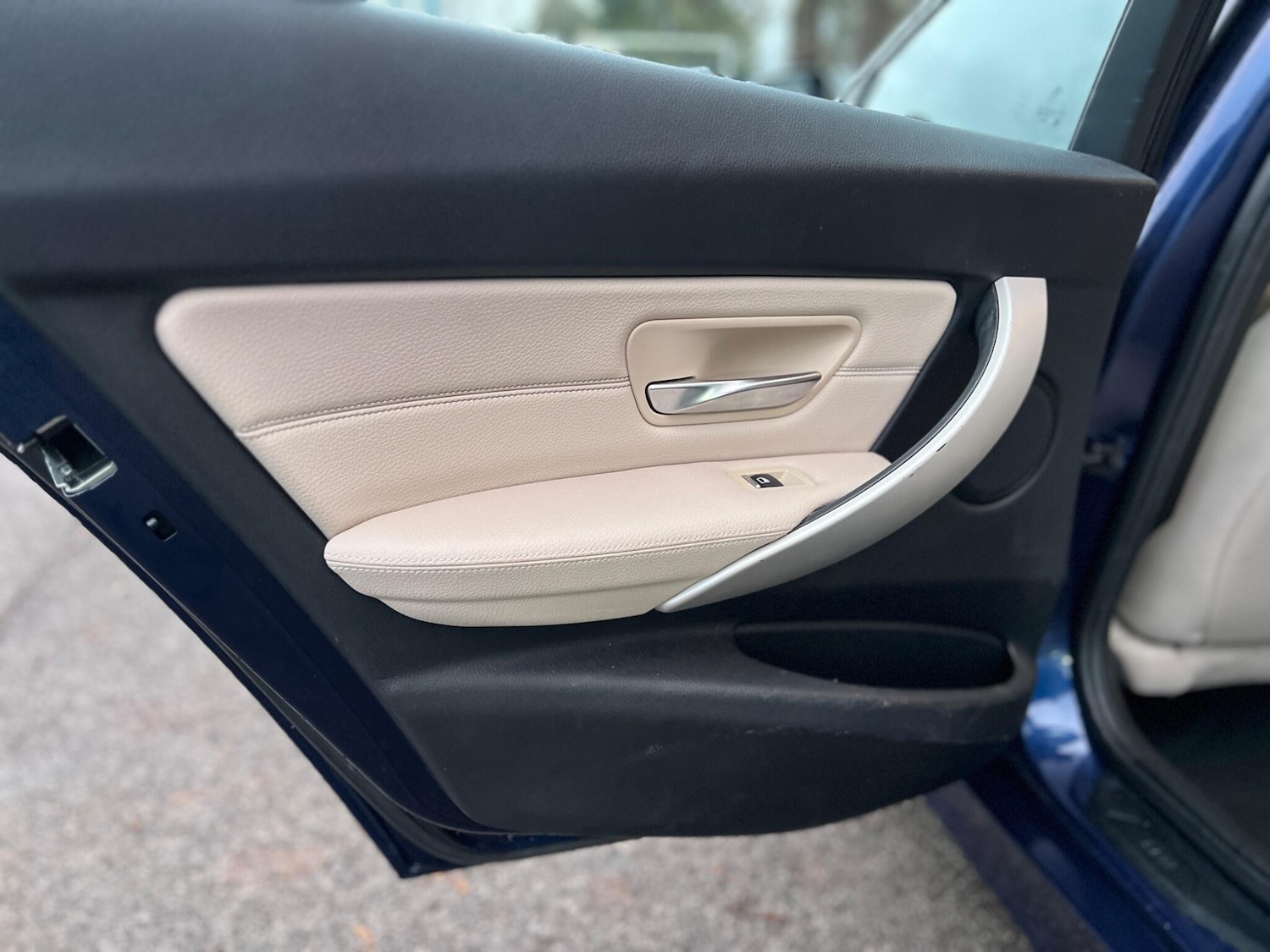 Used BMW 3 Series 2016 for sale - 77156507: Photo 44