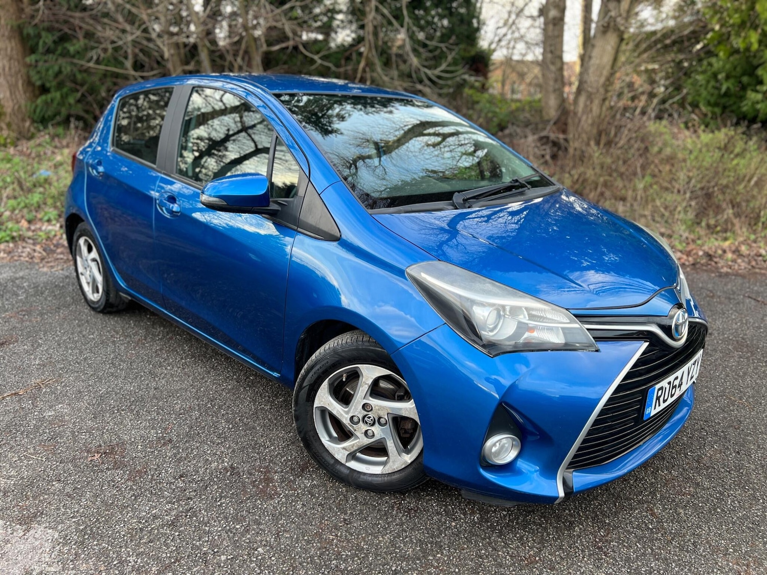 Used Toyota Yaris 2014 for sale - 77315059: Photo 2