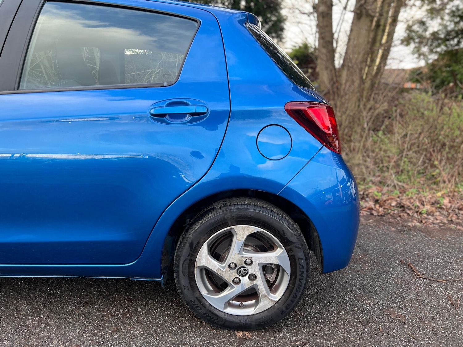 Used Toyota Yaris 2014 for sale - 77315059: Photo 47
