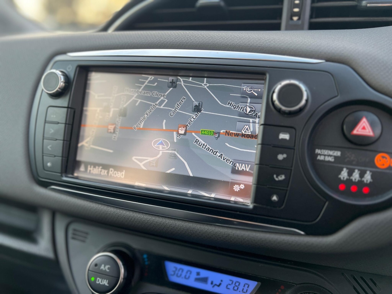 Used Toyota Yaris 2014 for sale - 77315059: Photo 53