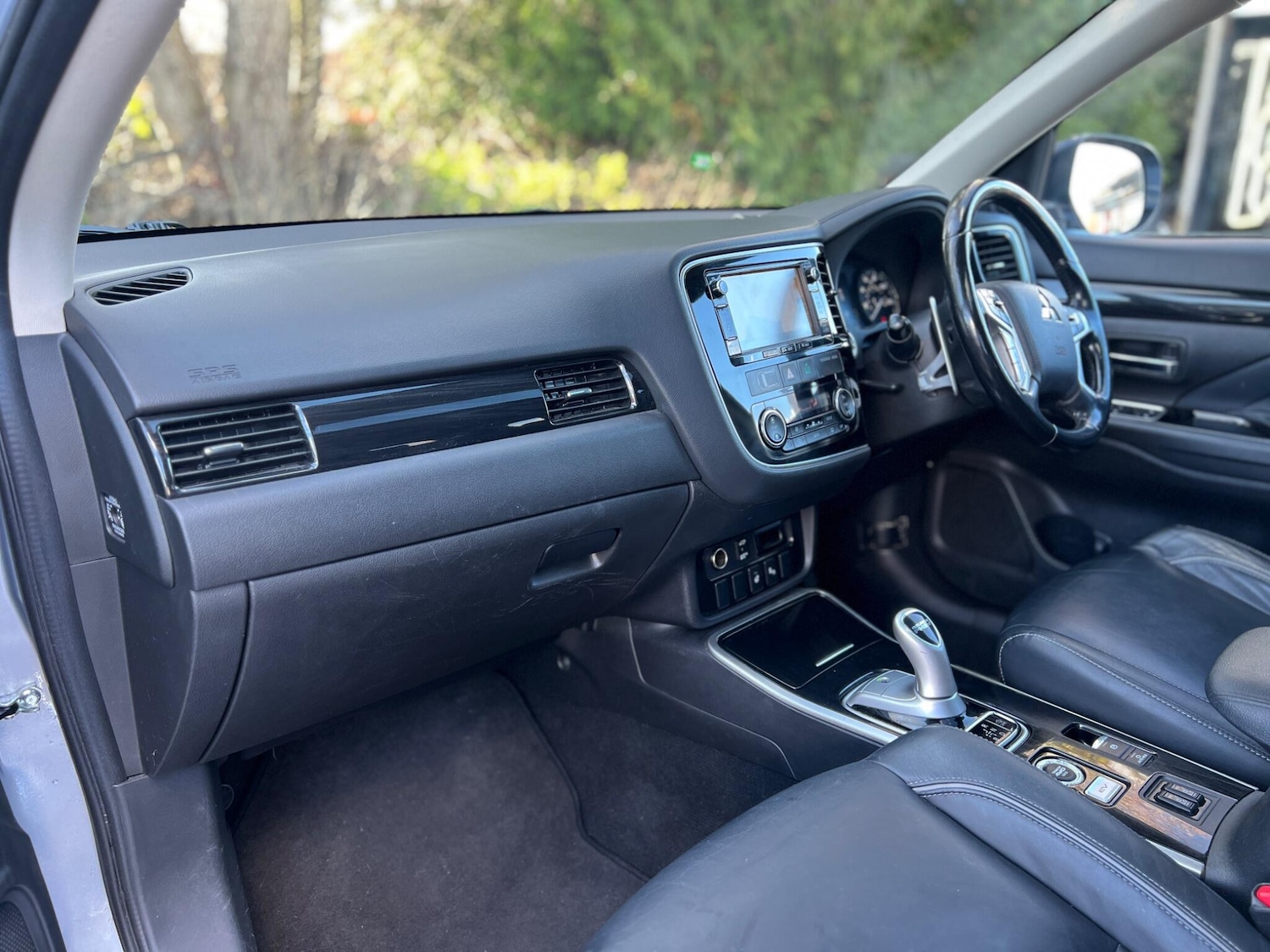 Used Mitsubishi Outlander 2017 for sale - 77892608: Photo 28