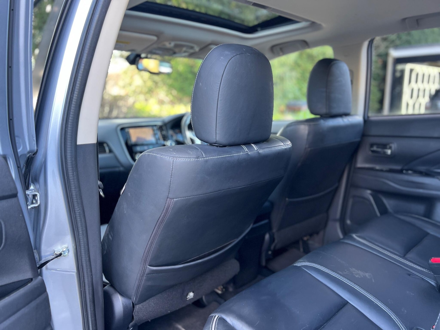 Used Mitsubishi Outlander 2017 for sale - 77892608: Photo 32