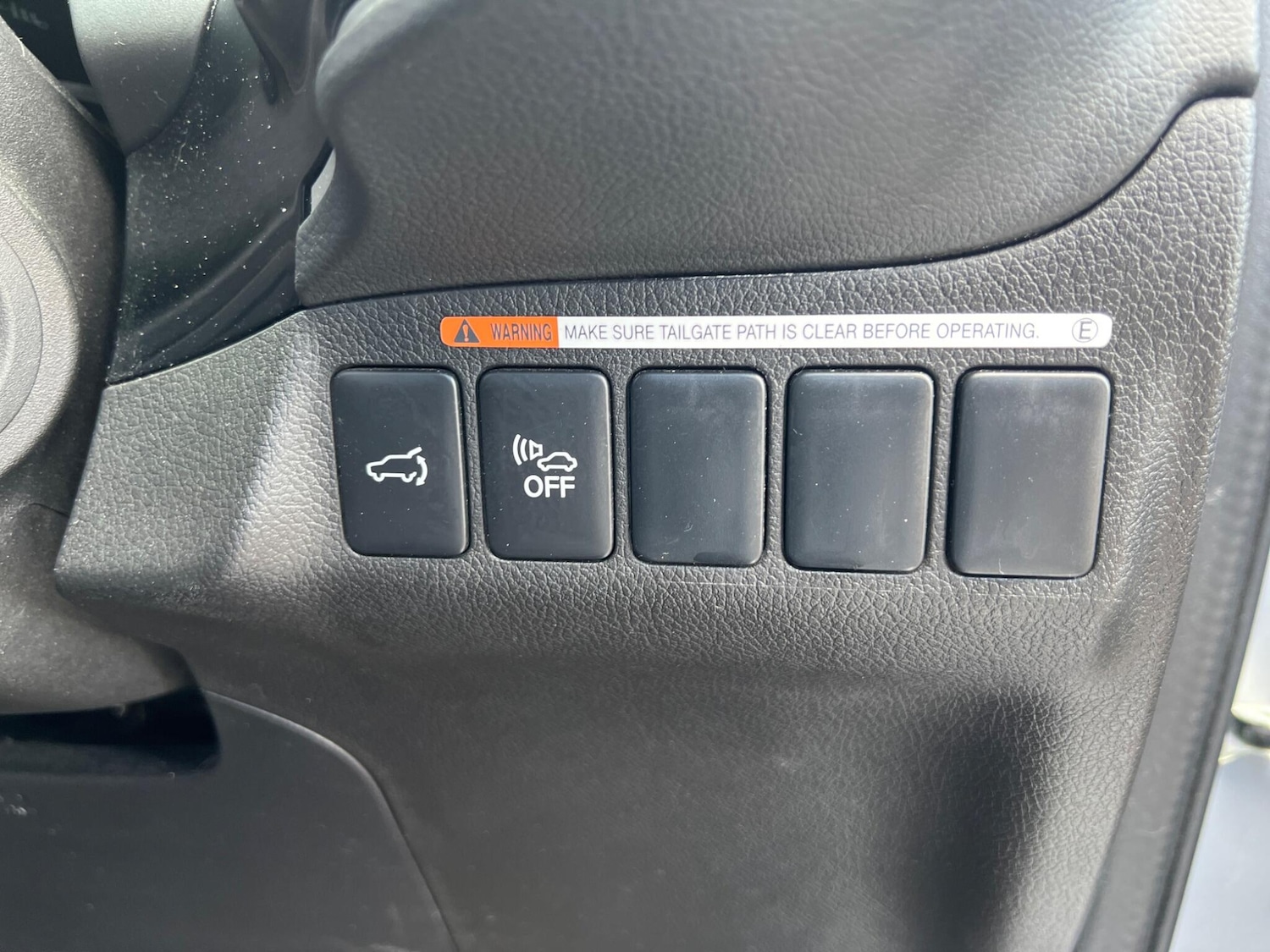 Used Mitsubishi Outlander 2017 for sale - 77892608: Photo 37