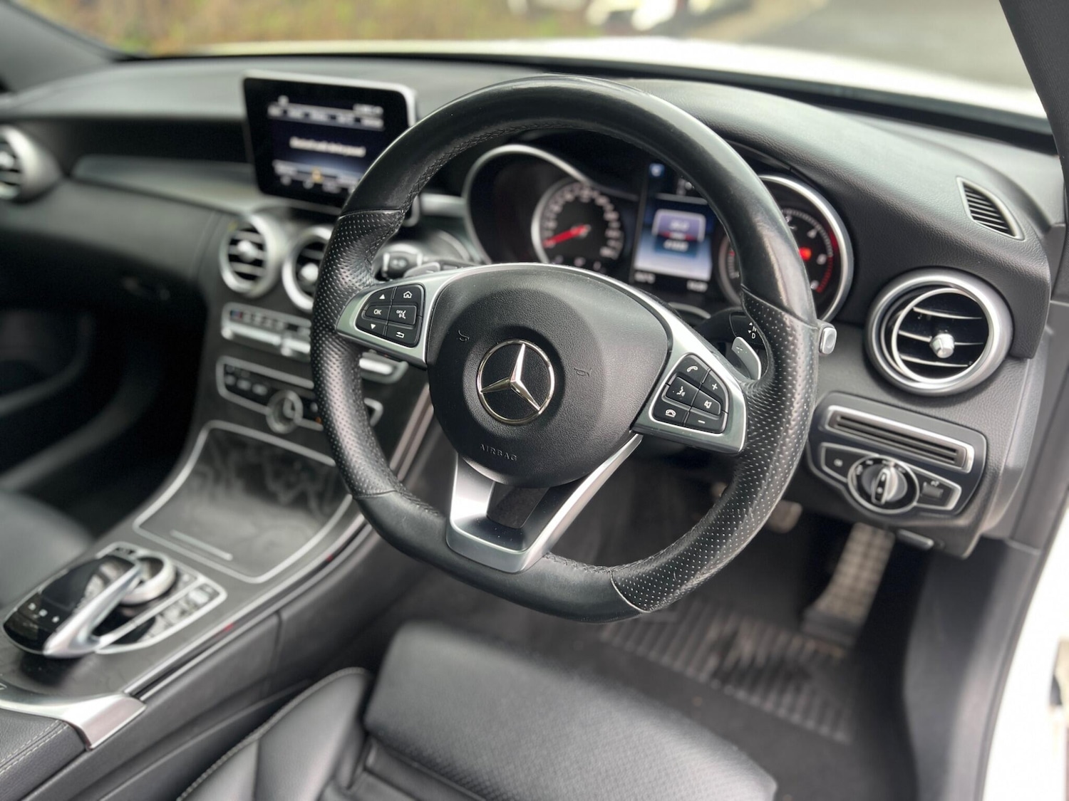 Used Mercedes-Benz C Class 2016 for sale - 77994322: Photo 61