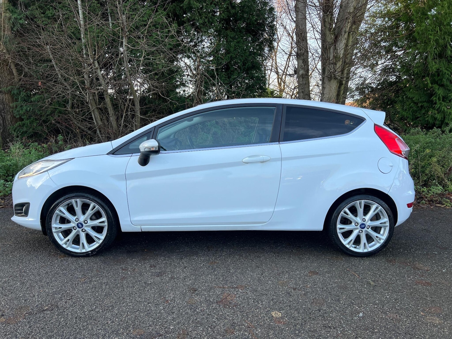 Used Ford Fiesta 2015 for sale - 77120551: Photo 25