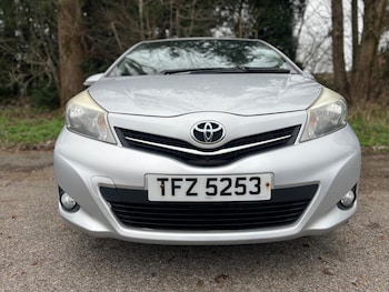 Used Toyota Yaris 2014 for sale - 77909638: Photo