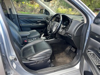 Used Mitsubishi Outlander 2017 for sale - 78843134: Photo